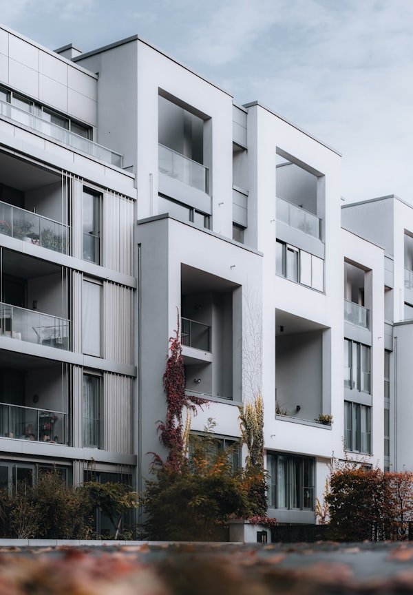 Mehrfamilienhaus Düsseldorf Wohngebäude Balkone